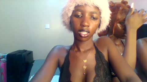Snapshot of norababy20 chatting on 06.24.26 Norababy20 online show from 06.24.26
