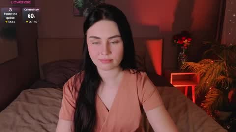 Nora online show from 04.30.26