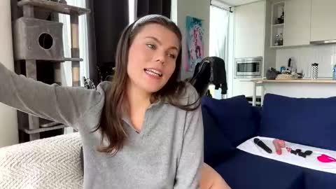 Nordic Belle online show from 05.22.26