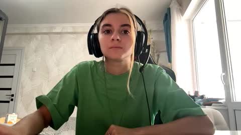 Snapshot of norinefrymyer chatting on 02.25.26 Elena online show from 02.25.26