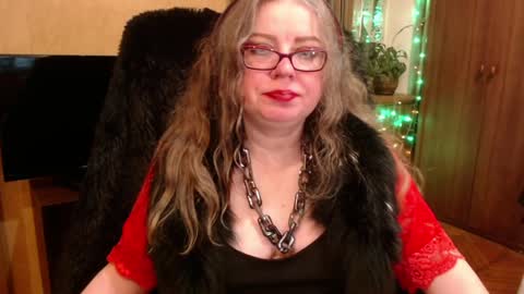 miss Tress online show from 01.12.25