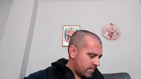 Snapshot of normalito42 chatting on 02.18.26 NORMALITO online show from 02.18.26