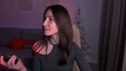 Hazel online show from 02.16.25