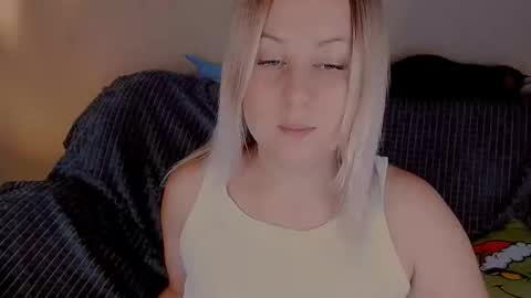 hi glad to chat online show from 09.25.25