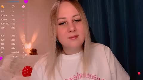 Snapshot of not_nakedcat chatting on 02.09.26 hi glad to chat online show from 02.09.26