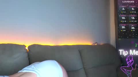 Hello My name is Helene NTMU  Finger up if u like what u see online show from 03.02.26