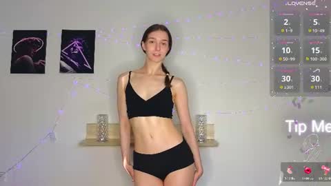 Hello My name is Helene NTMU  Finger up if u like what u see online show from 07.06.26