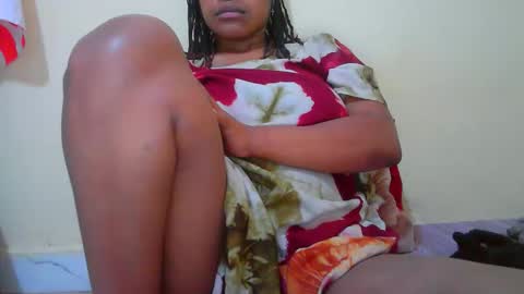 Snapshot of notoy1 chatting on 04.02.26 notoy1 online show from 04.02.26