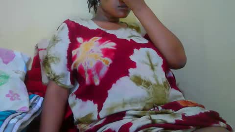 Snapshot of notoy1 chatting on 04.15.26 notoy1 online show from 04.15.26