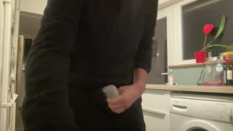 Snapshot of noux69 chatting on 11.12.25 noux69 online show from 11.12.25