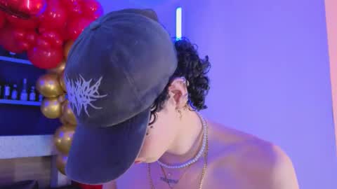 Nova Salvatore online show from 02.06.26