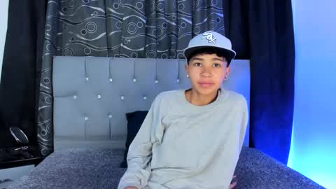 Snapshot of nova_sex1 chatting on 12.20.24 nova online show from 12.20.24