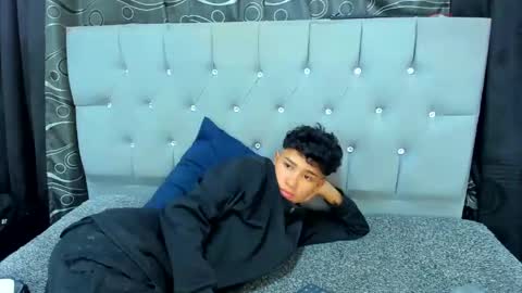 Snapshot of nova_sex1 chatting on 12.27.24 nova online show from 12.27.24