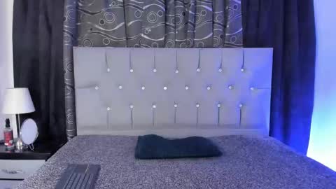 Snapshot of nova_sex1 chatting on 01.22.25 nova online show from 01.22.25