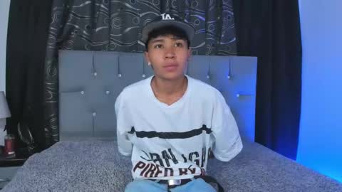 Snapshot of nova_sex1 chatting on 02.05.25 nova online show from 02.05.25