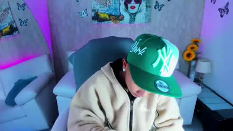 Snapshot of nova_sex1 chatting on 11.30.25 nova online show from 11.30.25