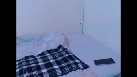 Snapshot of nova_vixen chatting on 10.08.25 nova_vixen online show from 10.08.25