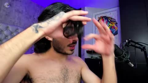 Snapshot of novacry chatting on 02.12.25 Nova online show from 02.12.25