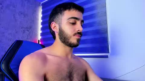 Snapshot of novacry chatting on 11.12.25 Nova online show from 11.12.25