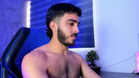 Snapshot of novacry chatting on 12.04.25 Nova online show from 12.04.25