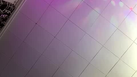 LucidXotix online show from 01.05.25