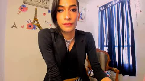 Snapshot of novanyx11 chatting on 02.16.25 Nova... online show from 02.16.25