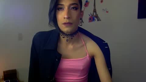 Snapshot of novanyx11 chatting on 10.04.25 Nova... online show from 10.04.25