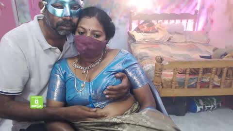 Snapshot of novapol chatting on 10.21.25 Novapol online show from 10.21.25