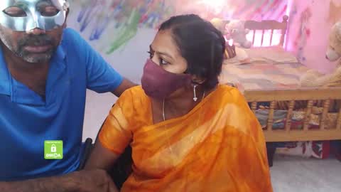 Snapshot of novapol chatting on 10.22.25 Novapol online show from 10.22.25