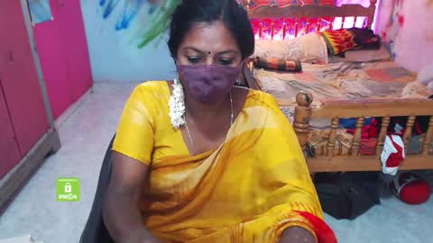 Snapshot of novapol chatting on 11.22.25 Novapol online show from 11.22.25