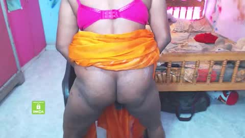 Snapshot of novapol chatting on 12.04.25 Novapol online show from 12.04.25