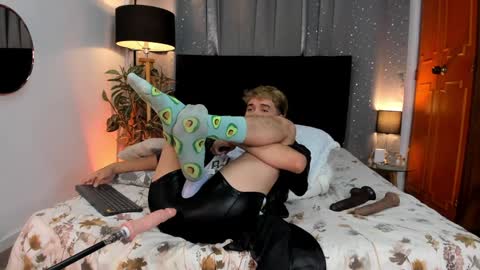 Snapshot of novaybrian chatting on 01.27.25 NovayBrian online show from 01.27.25