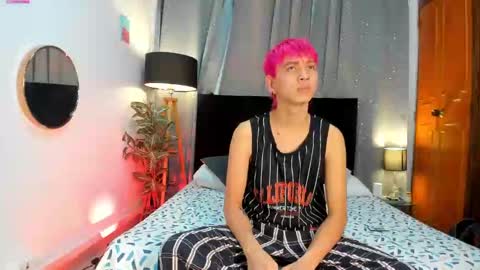 Snapshot of novaybrian chatting on 02.22.25 NovayBrian online show from 02.22.25