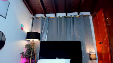 Snapshot of novaybrian chatting on 02.27.25 NovayBrian online show from 02.27.25