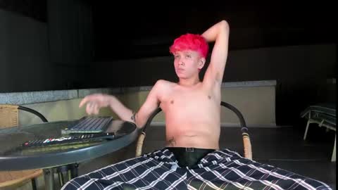 Snapshot of novaybrian chatting on 03.08.25 NovayBrian online show from 03.08.25