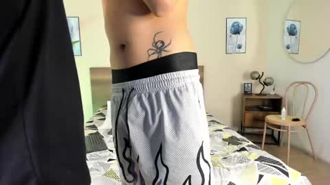 Snapshot of novaybrian chatting on 09.21.25 NovayBrian online show from 09.21.25