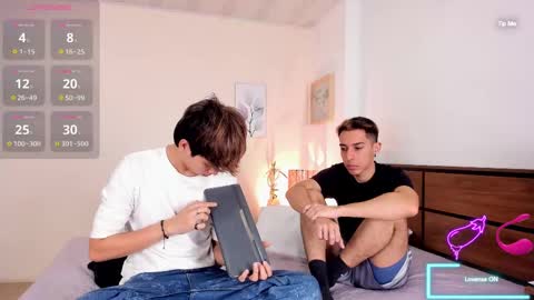 Snapshot of novaybrian chatting on 10.14.25 NovayBrian online show from 10.14.25