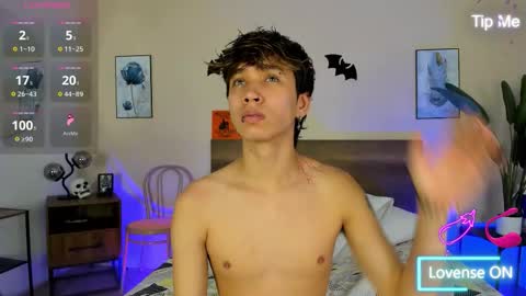 Snapshot of novaybrian chatting on 10.29.25 NovayBrian online show from 10.29.25