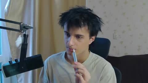 Snapshot of nuar_x chatting on 05.15.26 Nuar X online show from 05.15.26