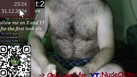 Snapshot of nudechiller chatting on 12.31.24 Vinz... online show from 12.31.24