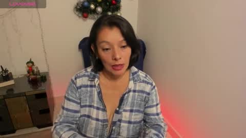 nuit_rose online show from 12.16.25