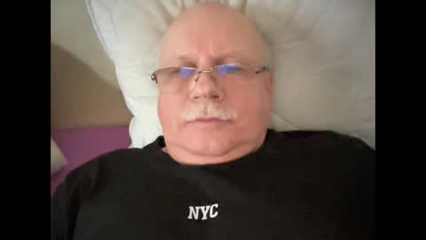 nukiss online show from 01.15.25