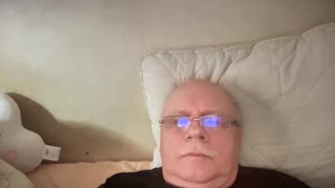 nukiss online show from 11.26.25