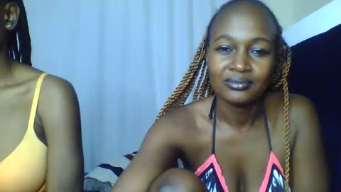 Snapshot of nutgal_ chatting on 04.17.26 nutgal online show from 04.17.26