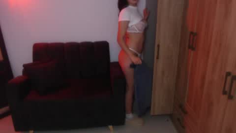 NyahMackenzie online show from 04.21.26