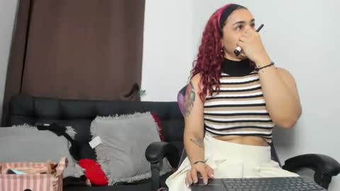 Snapshot of nyalgasai1 chatting on 12.25.24 Nia online show from 12.25.24