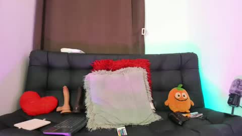 Snapshot of nyalgasai1 chatting on 02.22.25 Nia online show from 02.22.25