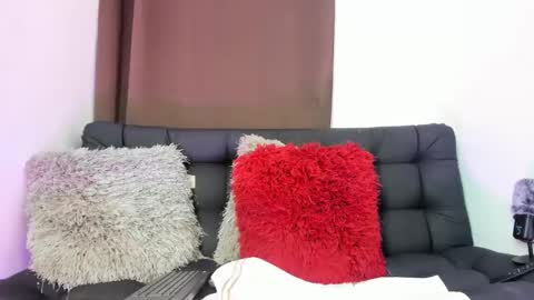 Snapshot of nyalgasai1 chatting on 03.02.25 Nia online show from 03.02.25