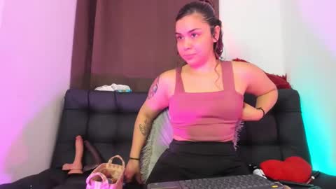 Snapshot of nyalgasai1 chatting on 03.09.25 Nia online show from 03.09.25