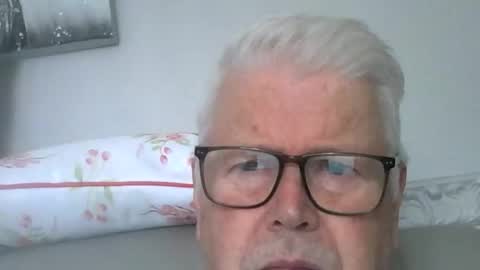 stockings  suspenders mad online show from 09.08.25